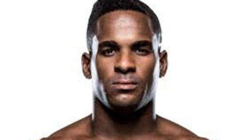 Lorenz Larkin с първа победа в Bellator